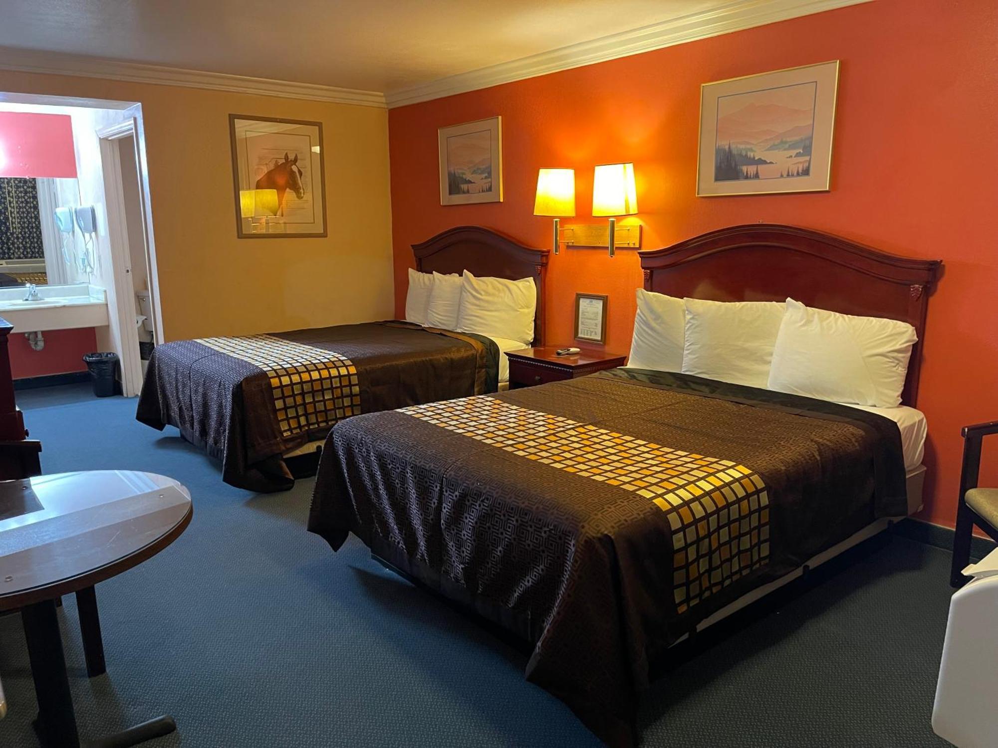 Aerospace Hotel Mojave