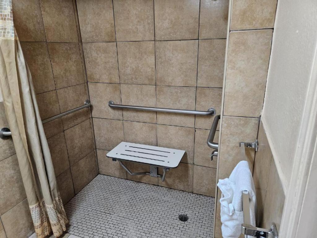 Aerospace Hotel Mojave