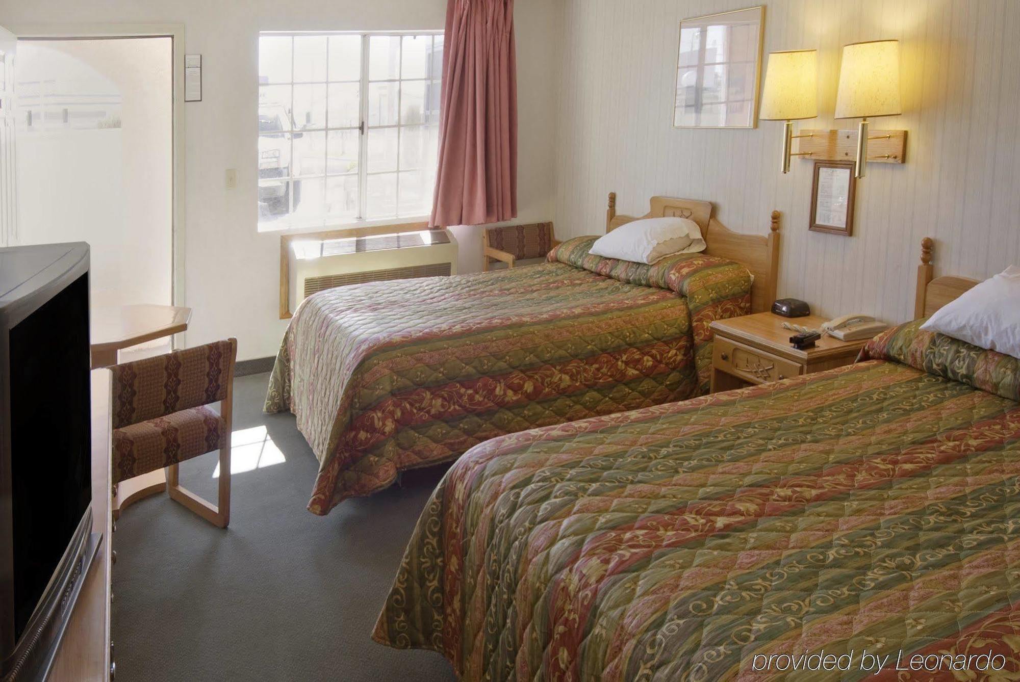 Aerospace Hotel Mojave