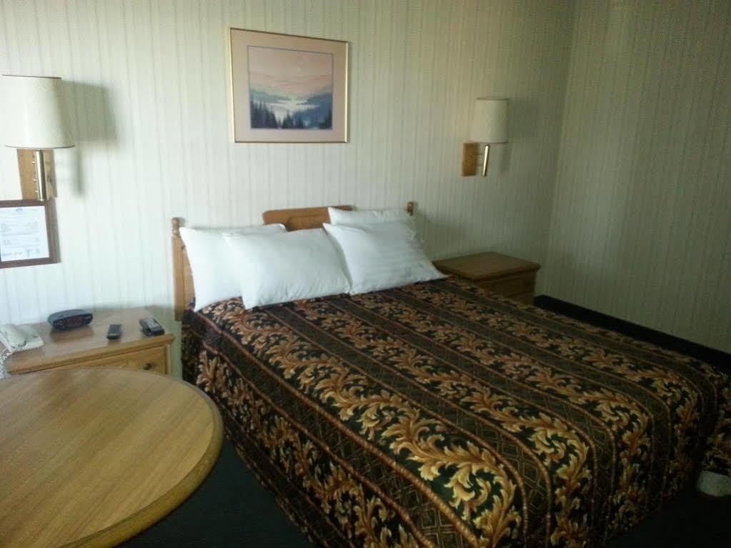 Hotel Aerospace 2*