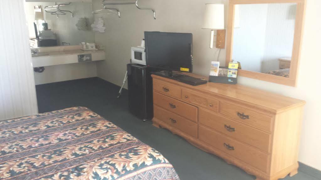 Hotel Aerospace Mojave